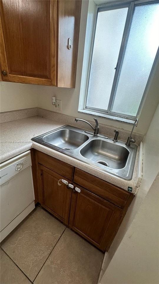 6609 Winfield Blvd - Photo 6 of 8