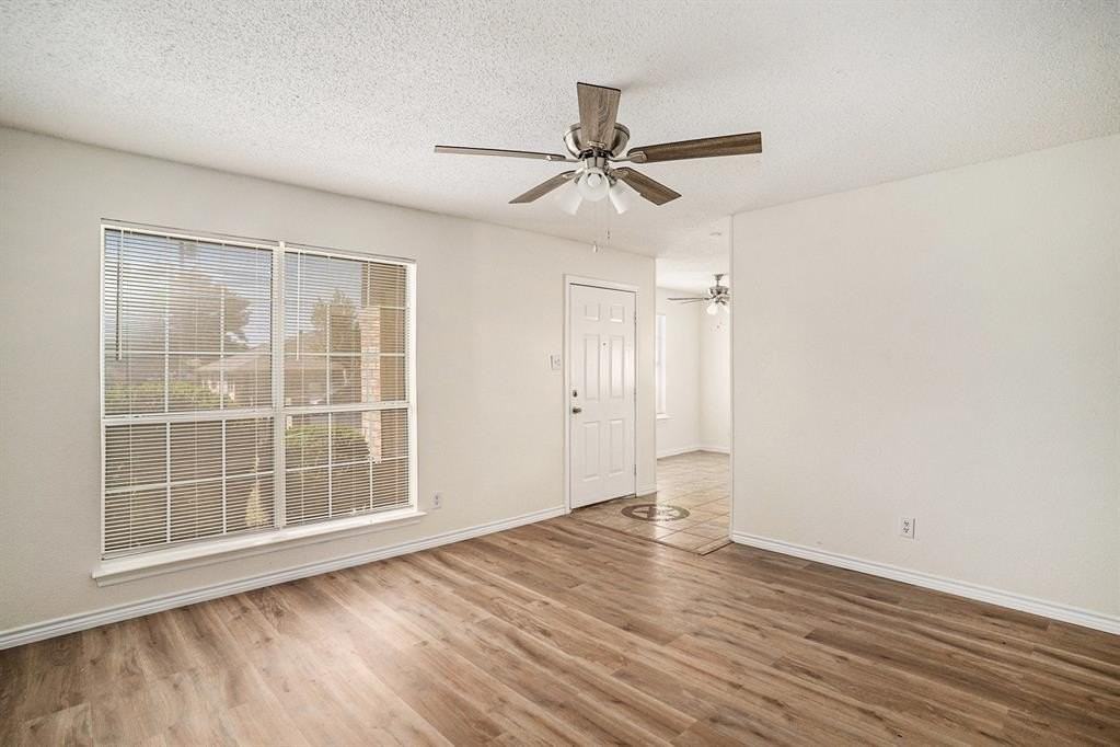 602 Mcanear St - Photo 7 of 27