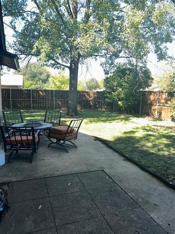 1315 N Floyd Rd - Photo 4 of 26