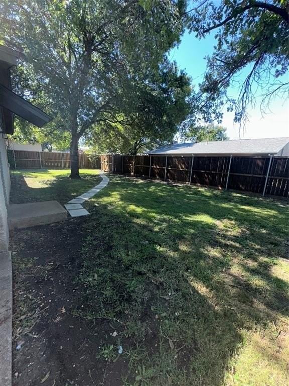 1315 N Floyd Rd - Photo 5 of 26