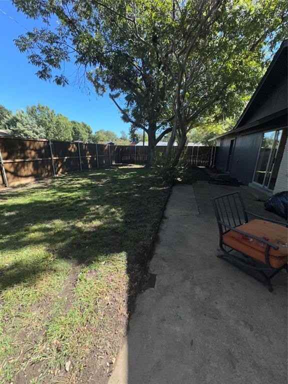 1315 N Floyd Rd - Photo 7 of 26