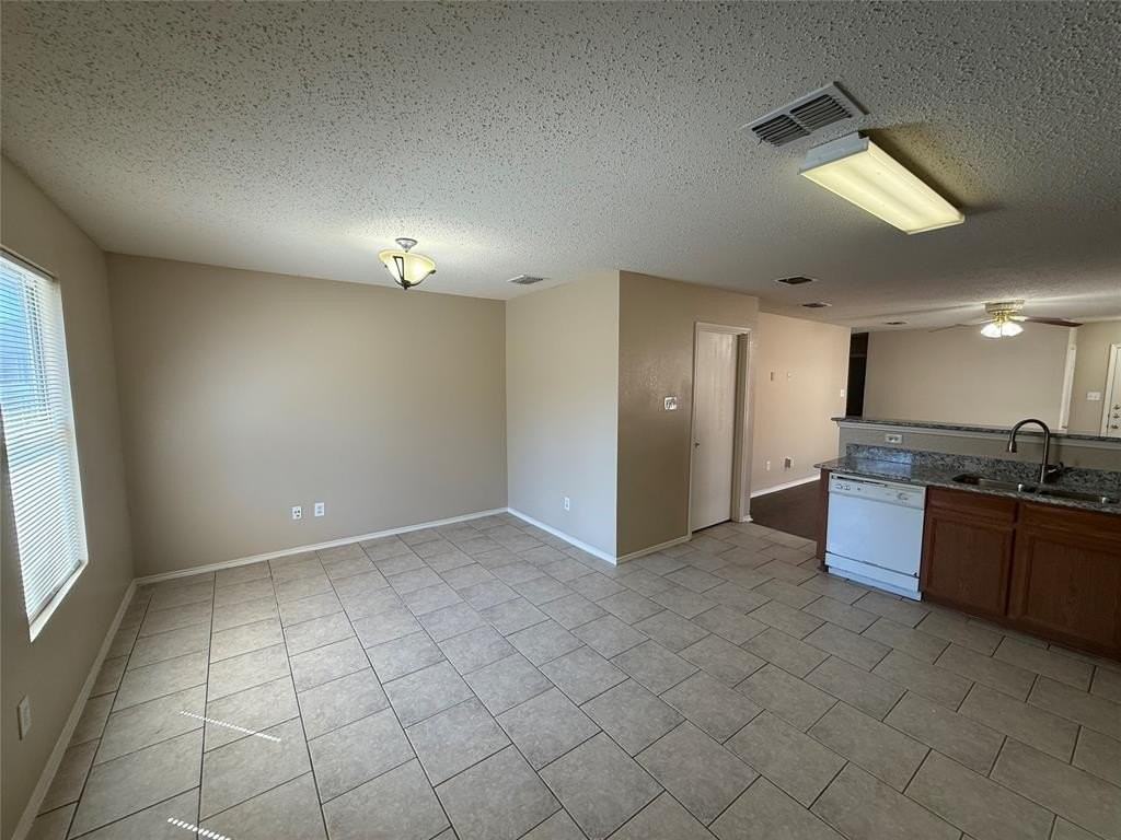 7541 Marietta Ln - Photo 5 of 10