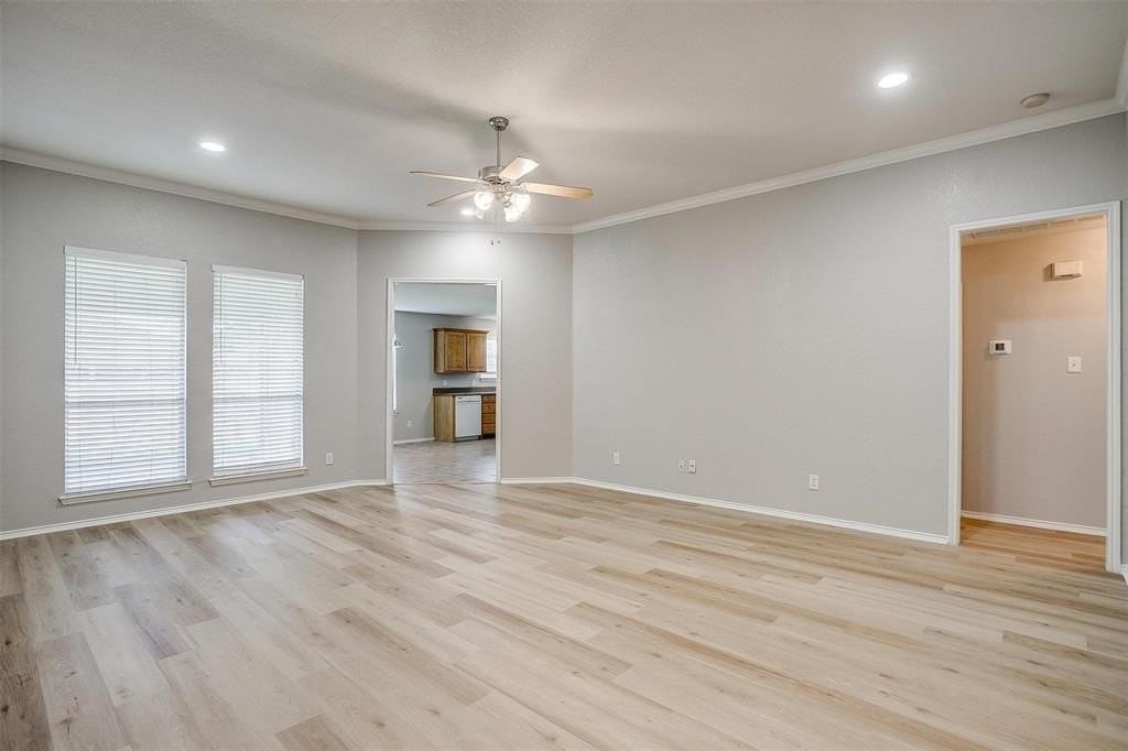 543 Thistle Meade Cir - Photo 6 of 23