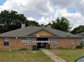 featured image of 2909 Cottonwood Ln #2909