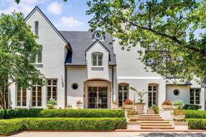 featured image of 3224 Centenary Ave