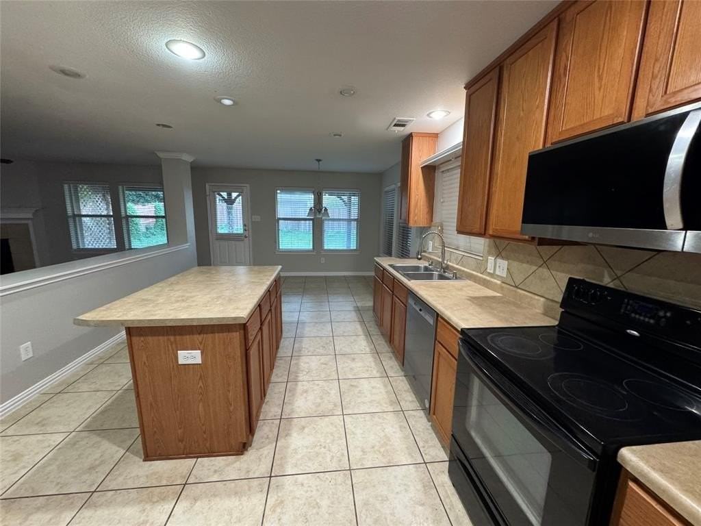 10608 Colfax Drive - Photo 6 of 21