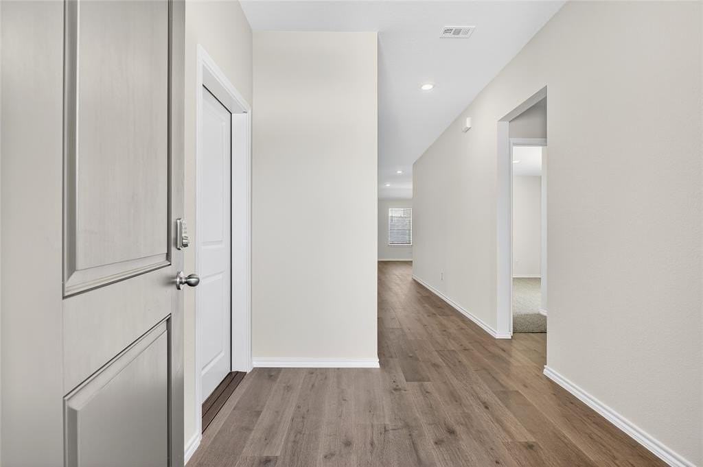 4117 Amethyst Dr - Photo 4 of 20