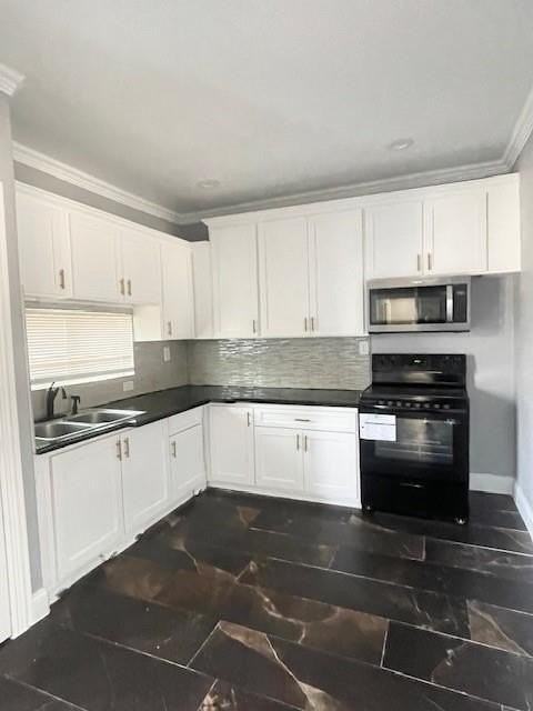 2530 Sylvia St - Photo 4 of 23