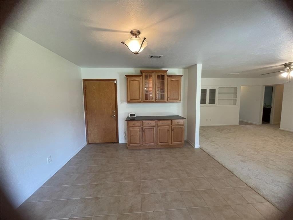 1915 Signet Dr - Photo 4 of 18