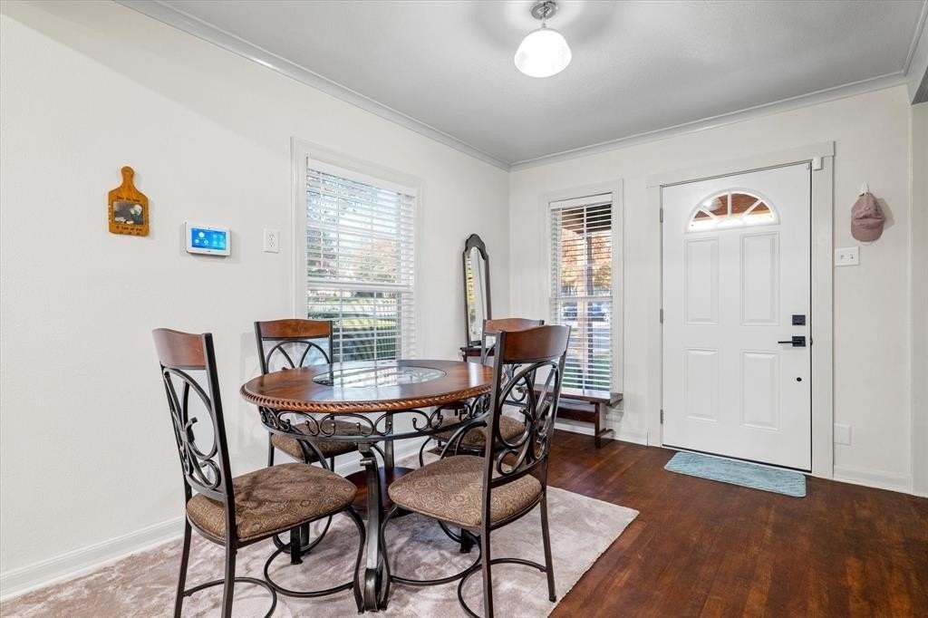 4101 Lovell Ave - Photo 5 of 18