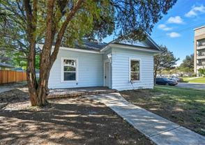 440 W Brooklyn Ave - Photo 1 of 1