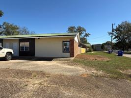 featured image of 104 Corley St