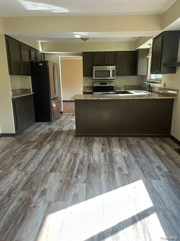 425 Pinehurst Dr - Photo 6 of 33