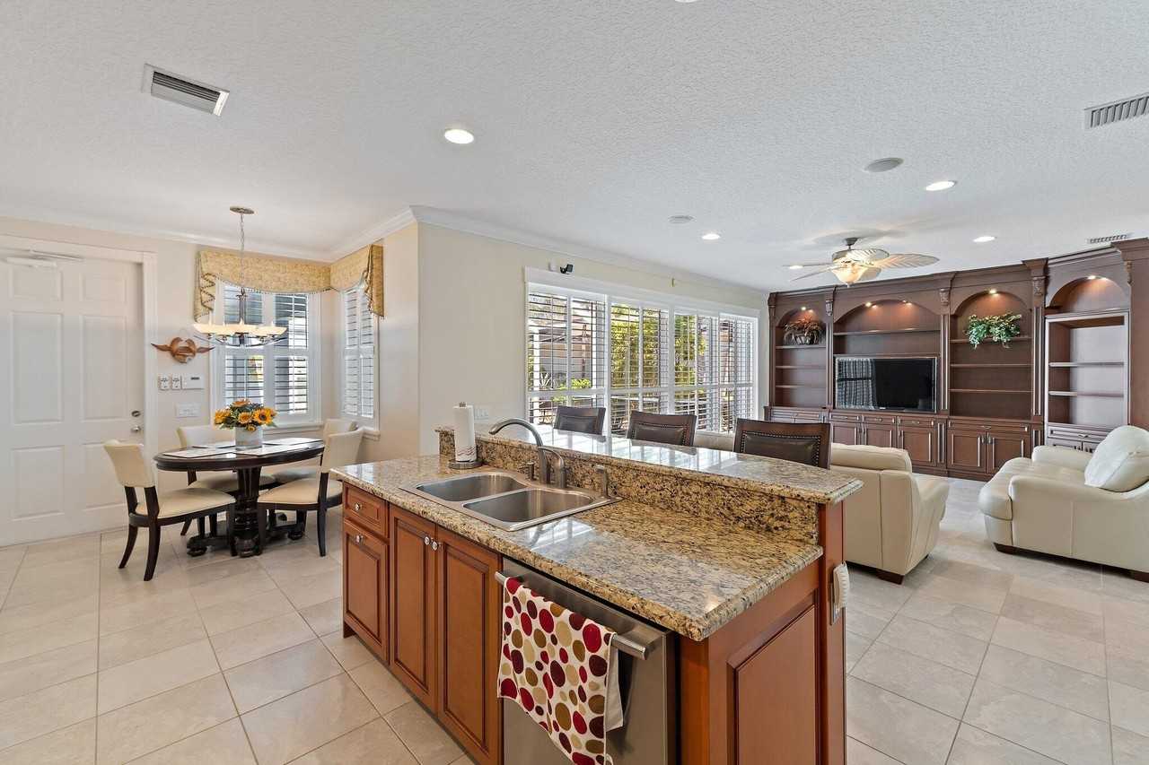 115 Castries Dr - Photo 7 of 50