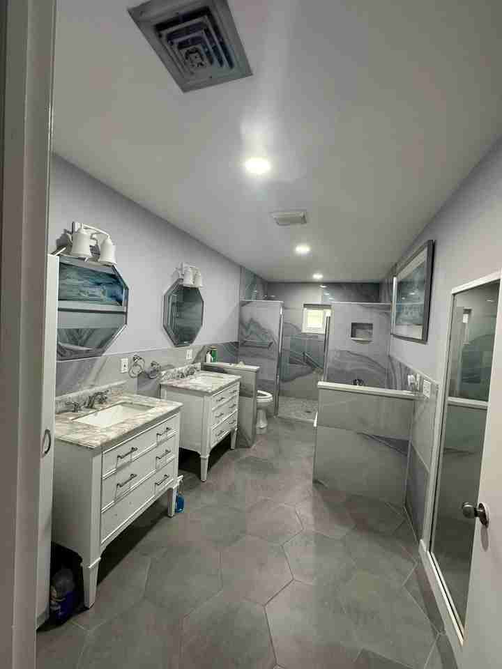 1616 Crandon Ave - Photo 4 of 4