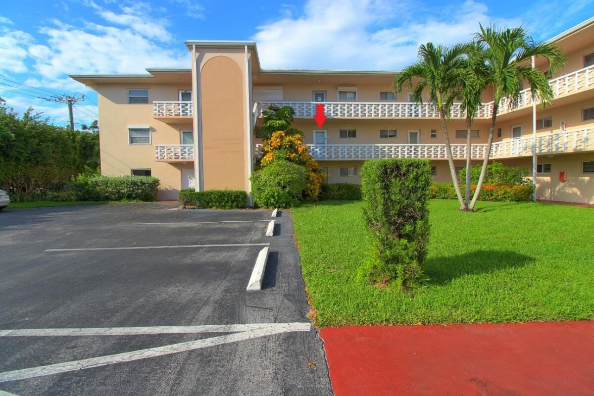 2721 Garden Dr N #202 - Photo 2 of 24