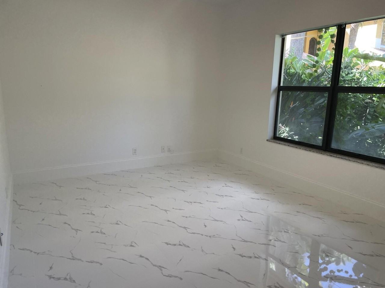 6021 180th Ave N - Photo 7 of 13