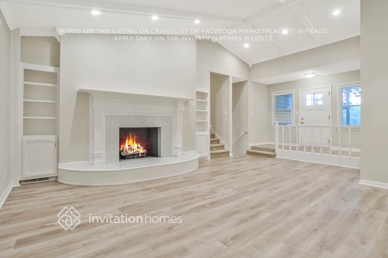 349 Charmers Way Sw - Photo 4 of 25