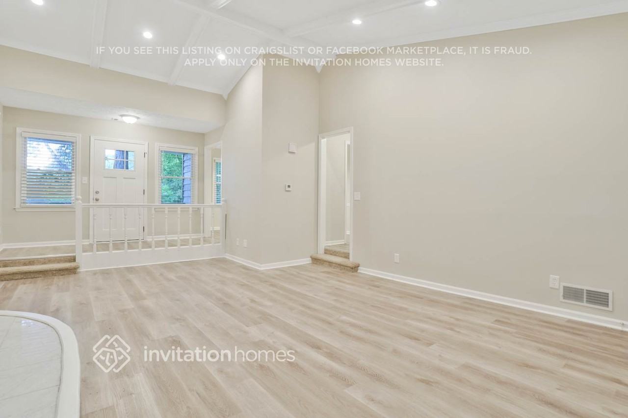 349 Charmers Way Sw - Photo 5 of 25
