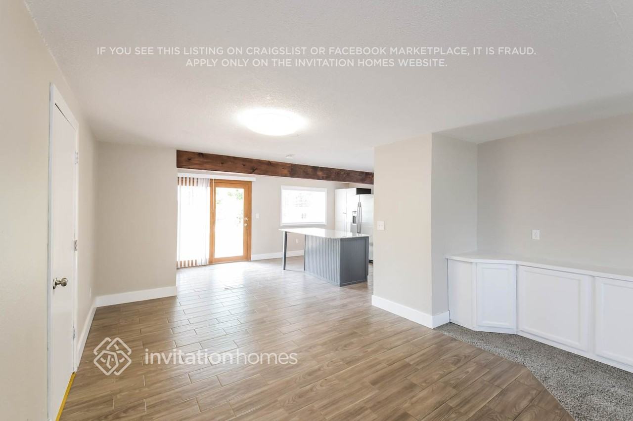 285 N 10th Ave - Photo 7 of 18