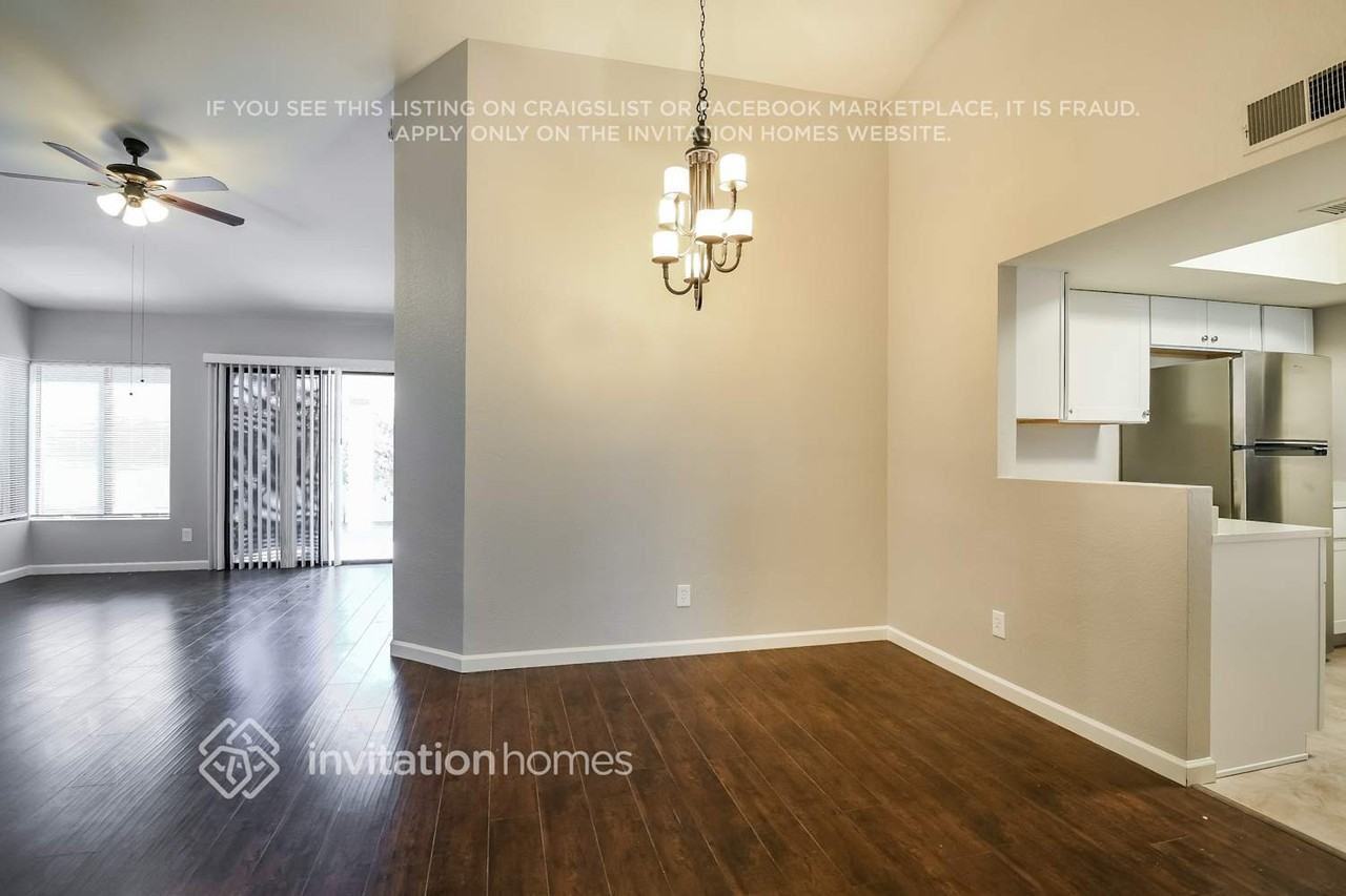 3231 E Wescott Dr - Photo 5 of 17