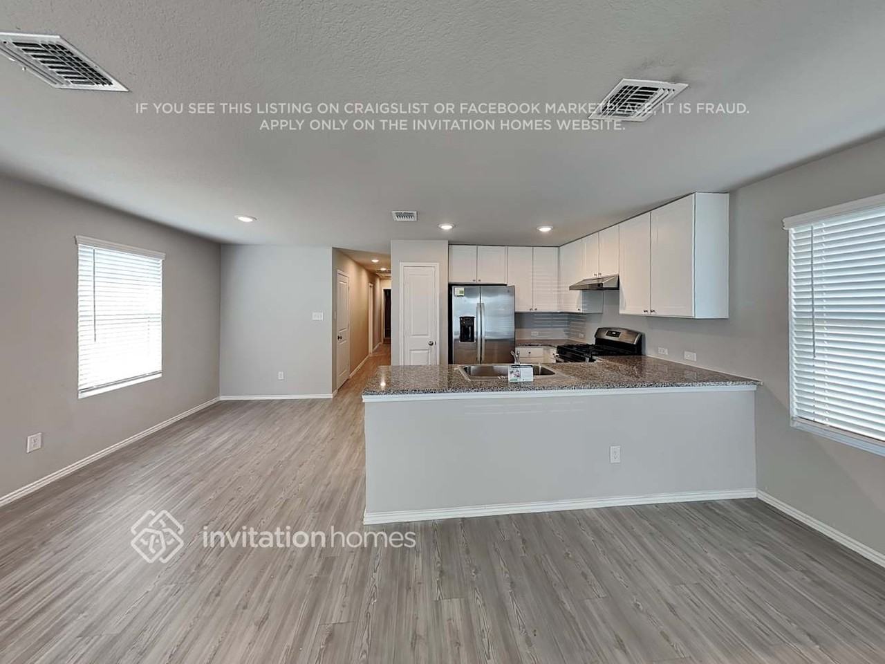 5437 Verdugos Palace - Photo 4 of 17