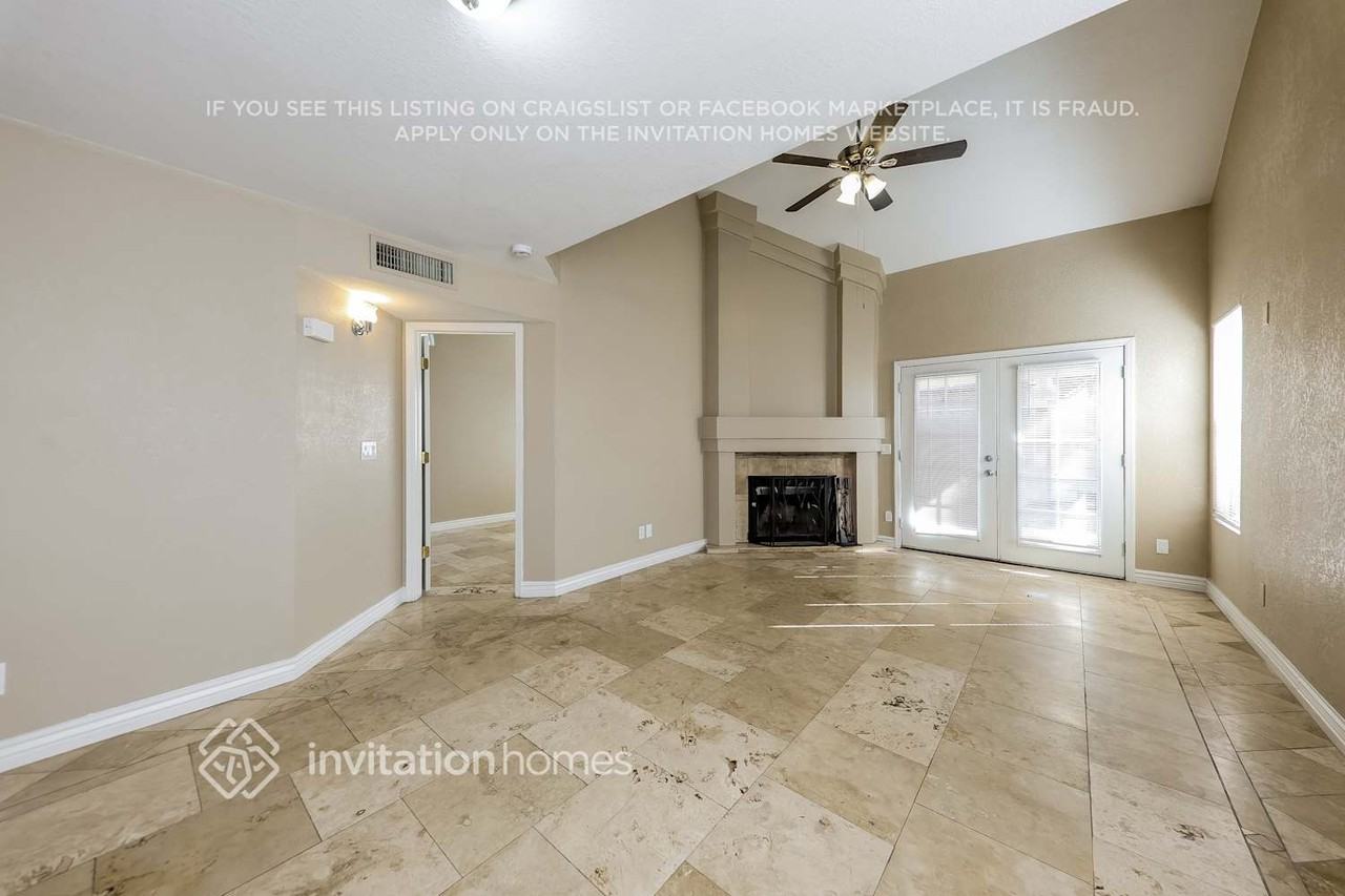 3049 E Michigan Ave - Photo 4 of 18