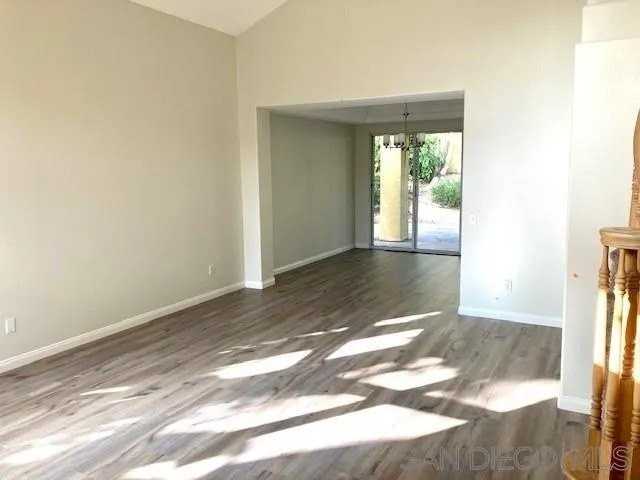 4516 Mercurio St - Photo 2 of 11