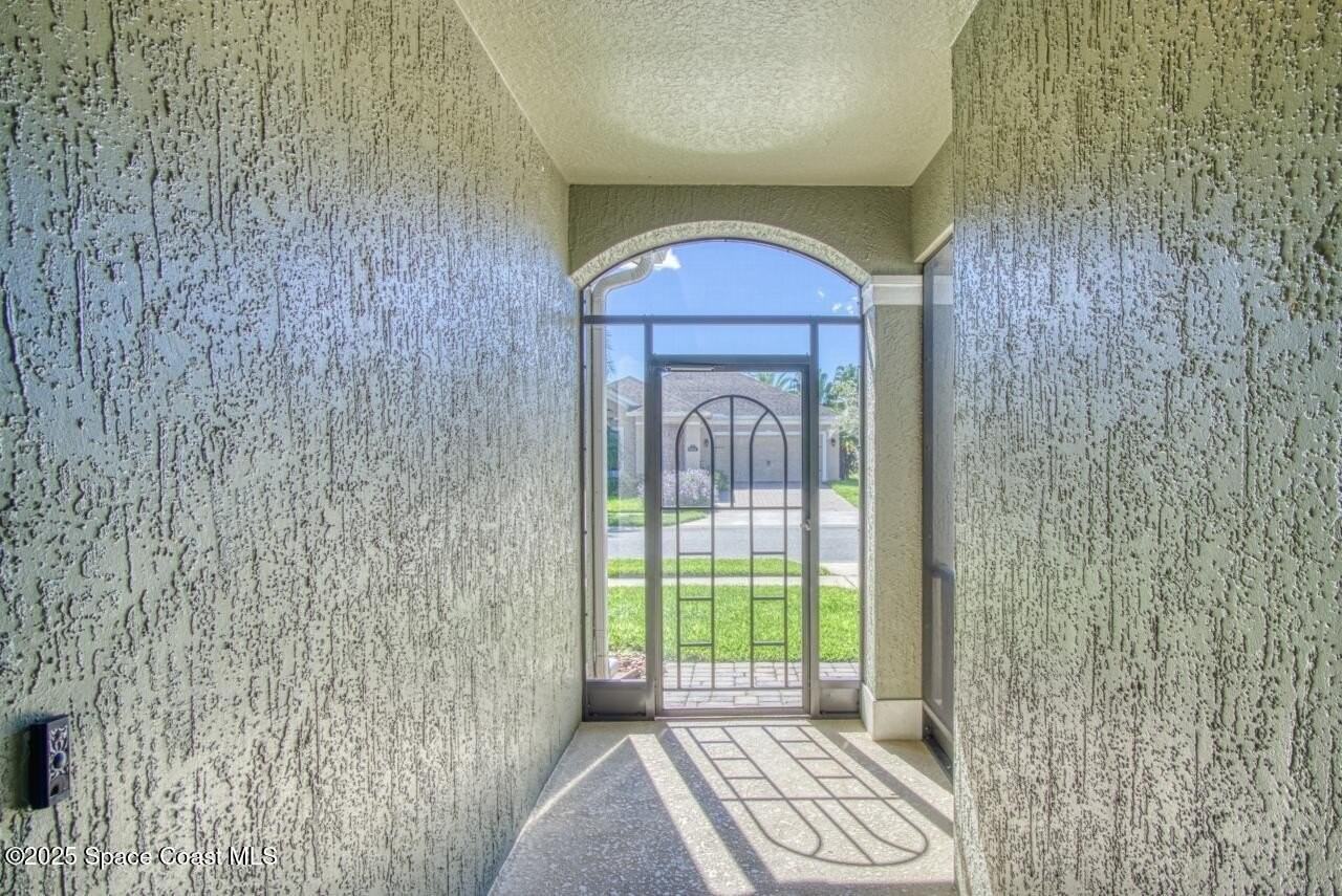 8087 Quimby Ct - Photo 3 of 32