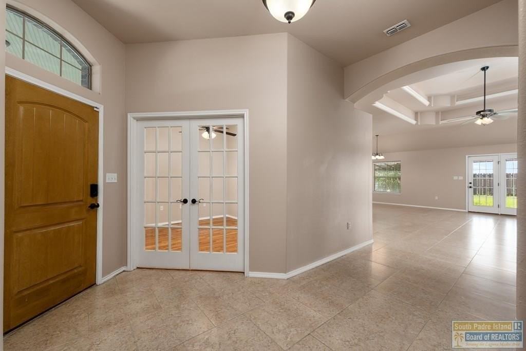 341 Independence - Photo 4 of 25