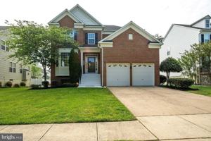 featured image of 1995 Yorkshire Ln