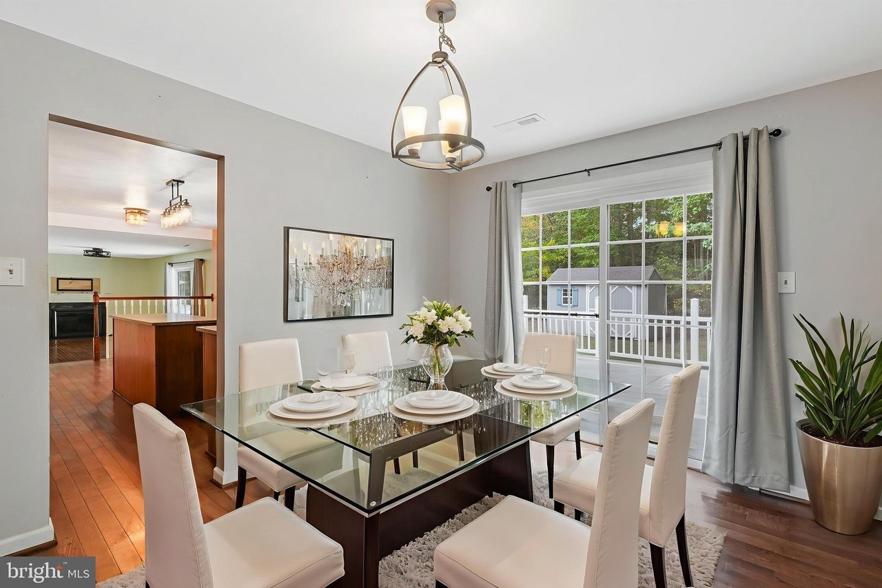 3448 Williamsburg Dr - Photo 3 of 18