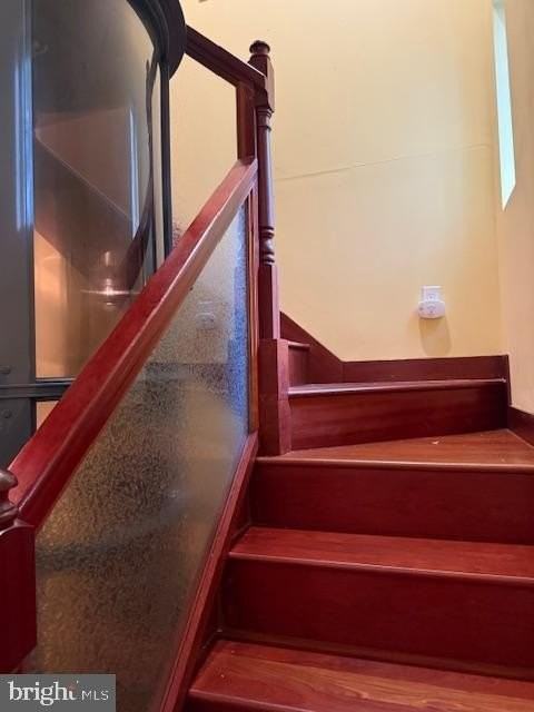 12330-APT B POTOMAC VIEW Road - Photo 4 of 33