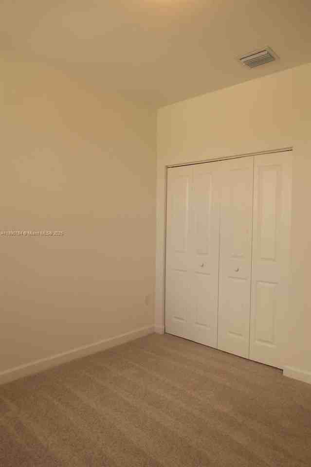 1537 Se 27th Rd - Photo 7 of 8