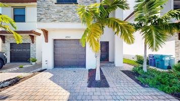 featured image of 24902 Sw 107th Ave