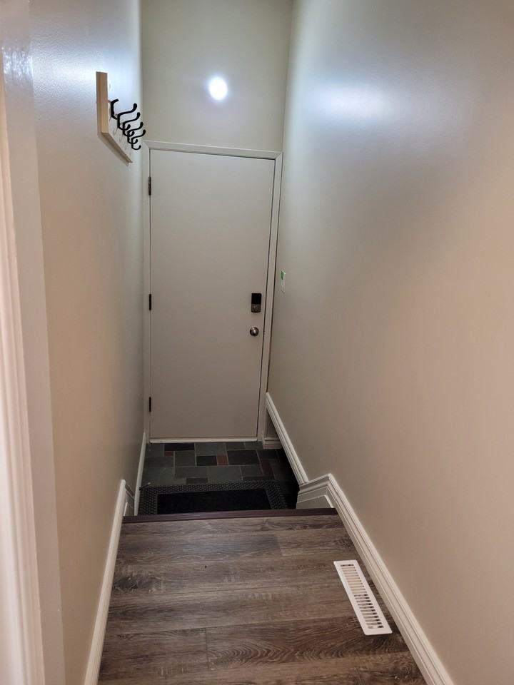 5909 - Photo 7 of 24