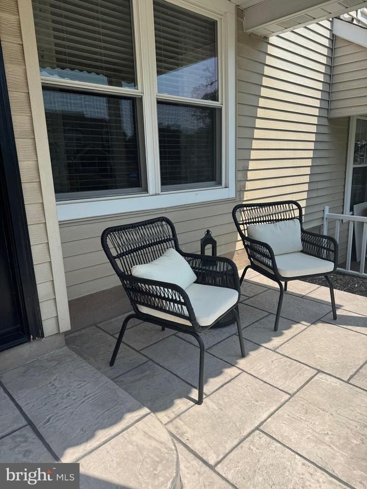 36 Fieldstone Drive - Photo 2 of 24