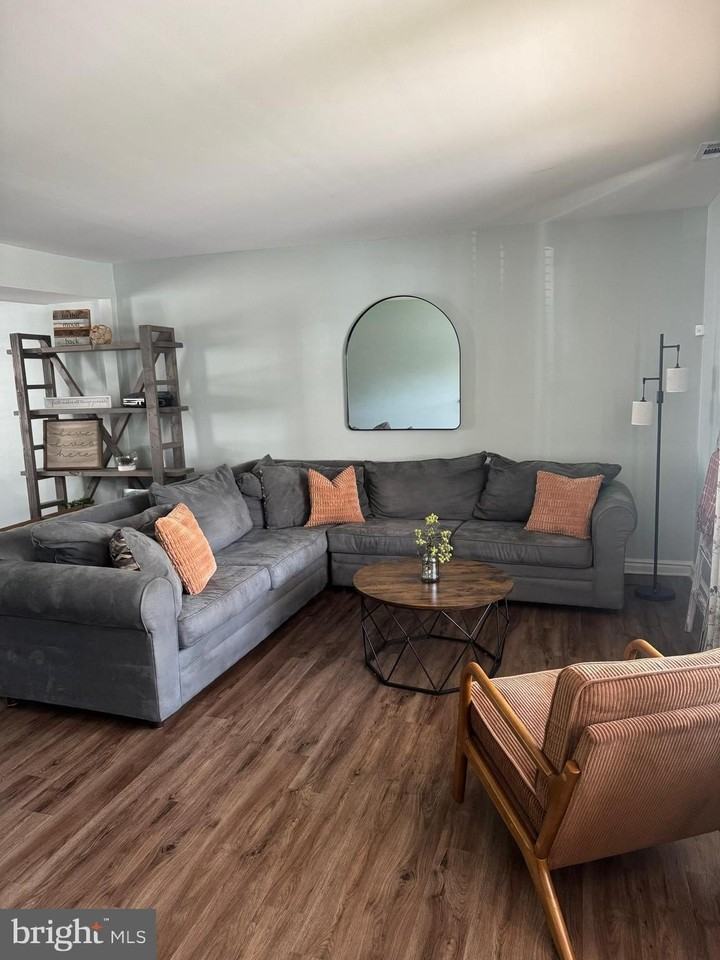 36 Fieldstone Drive - Photo 4 of 24