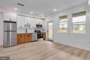 3962 Parrish St Unit 2 #2 - Photo 1 of 1