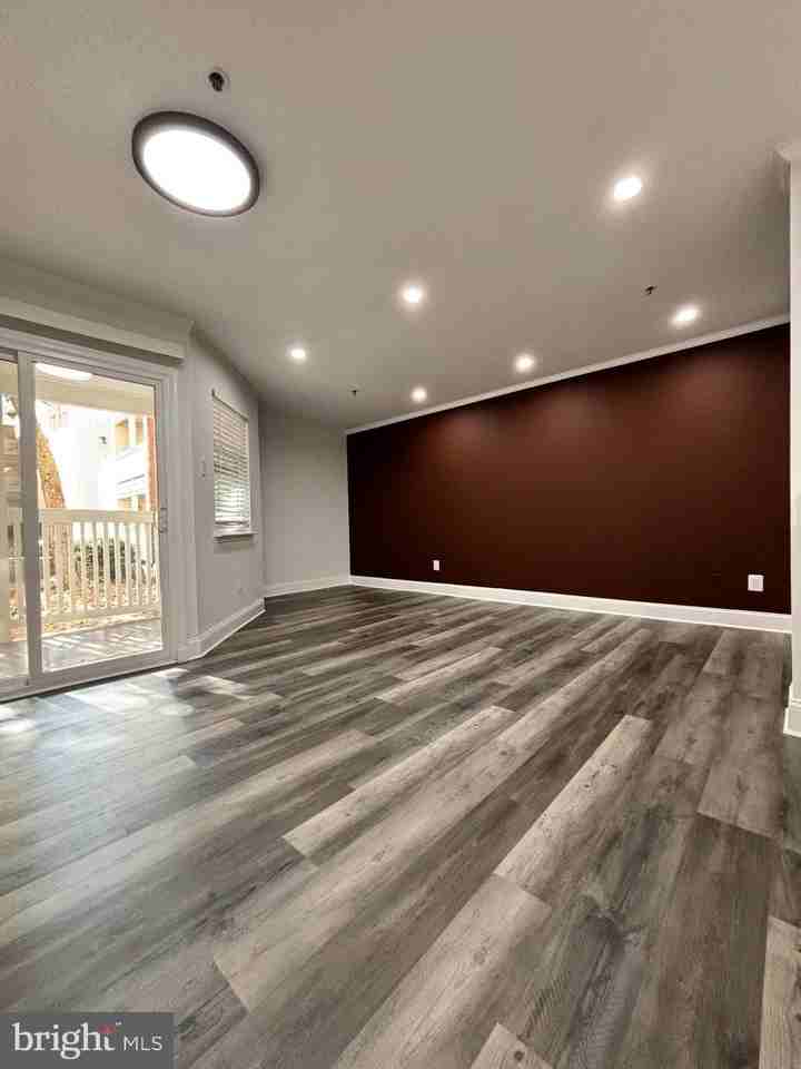 1504 Lincoln Way #116 - Photo 3 of 12