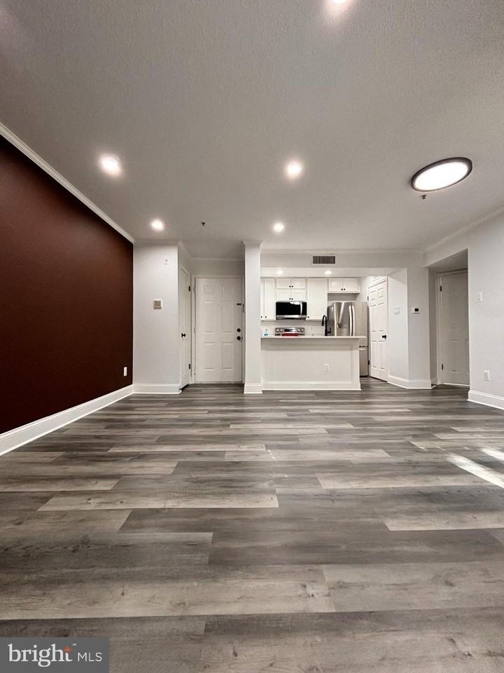 1504 Lincoln Way #116 - Photo 4 of 12