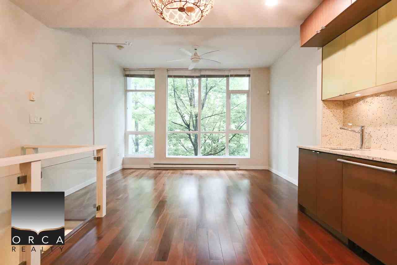 1205 Howe St - Photo 3 of 18