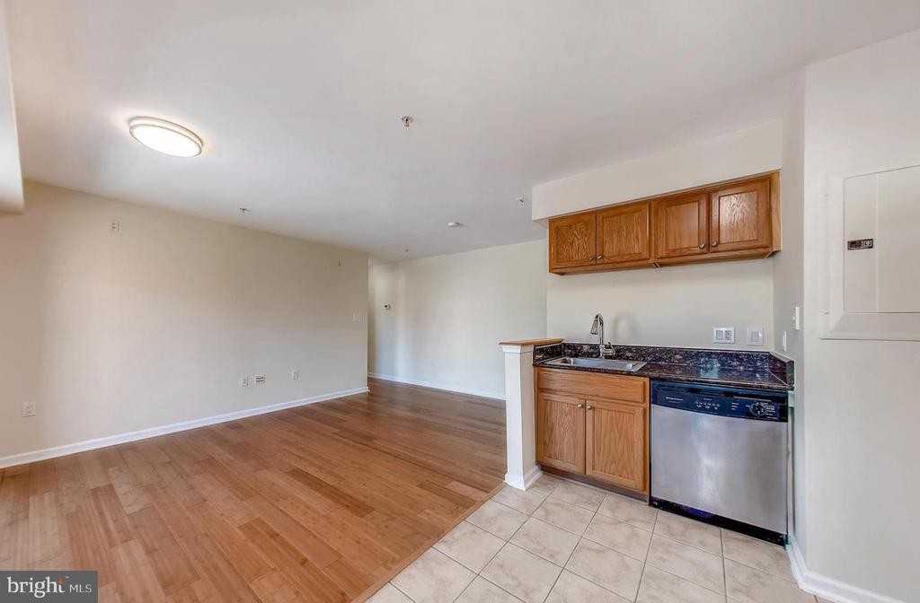 4116 Ames St Ne - Photo 7 of 27