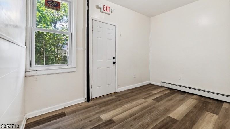 253 Franklin St Apt 1 - Photo 3 of 10