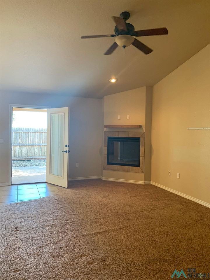 3005 Fred Daugherty Ave - Photo 4 of 24