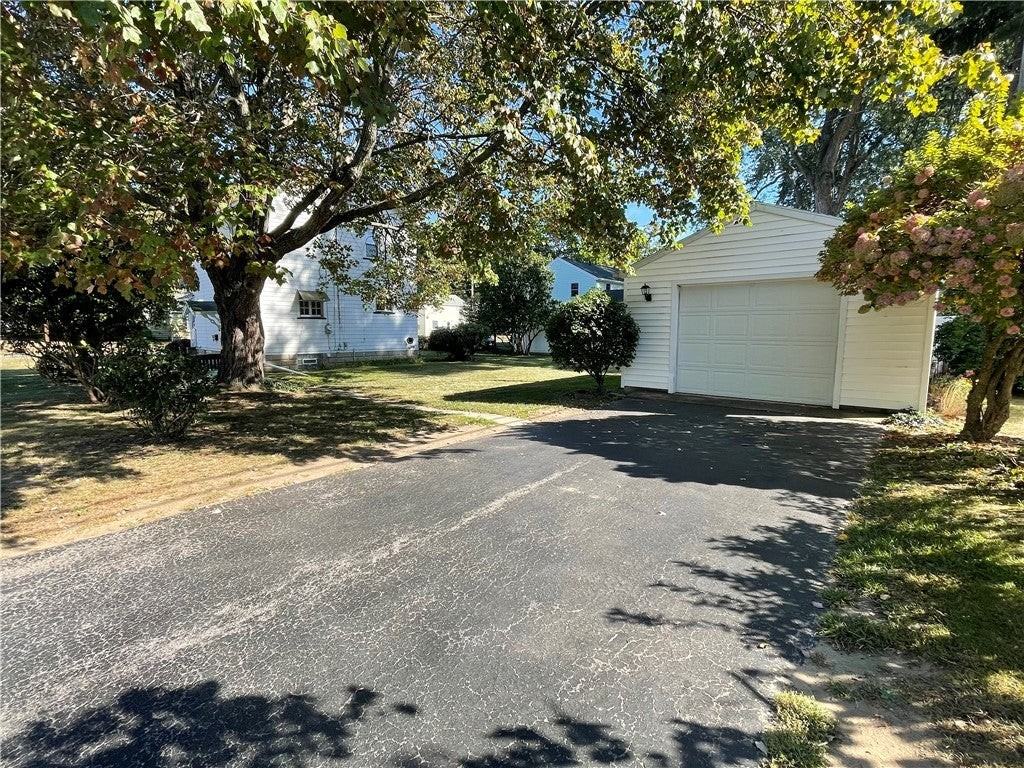 77 Aragon Ave - Photo 4 of 19