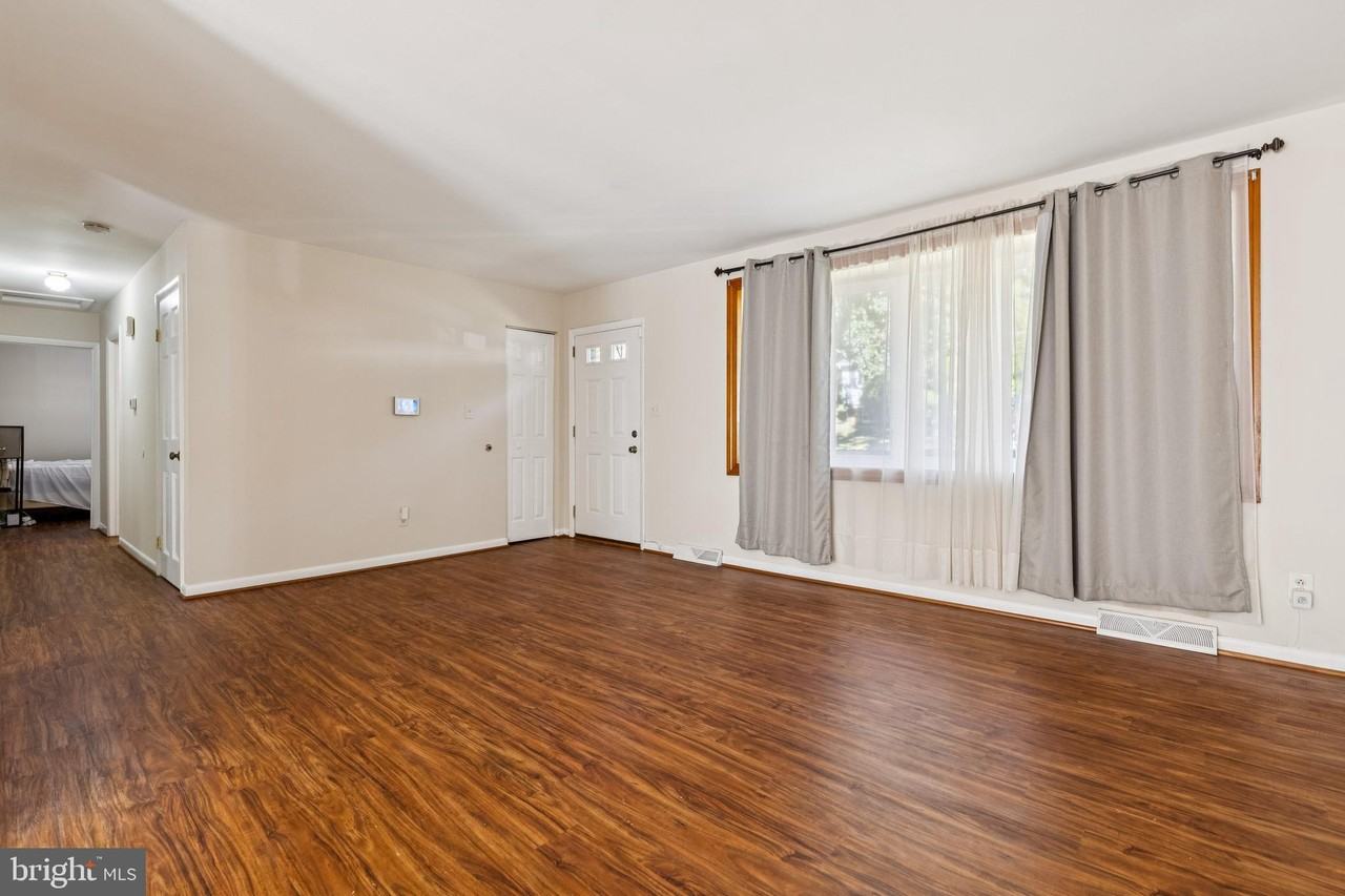 3201 Marquis Drive - Photo 5 of 22