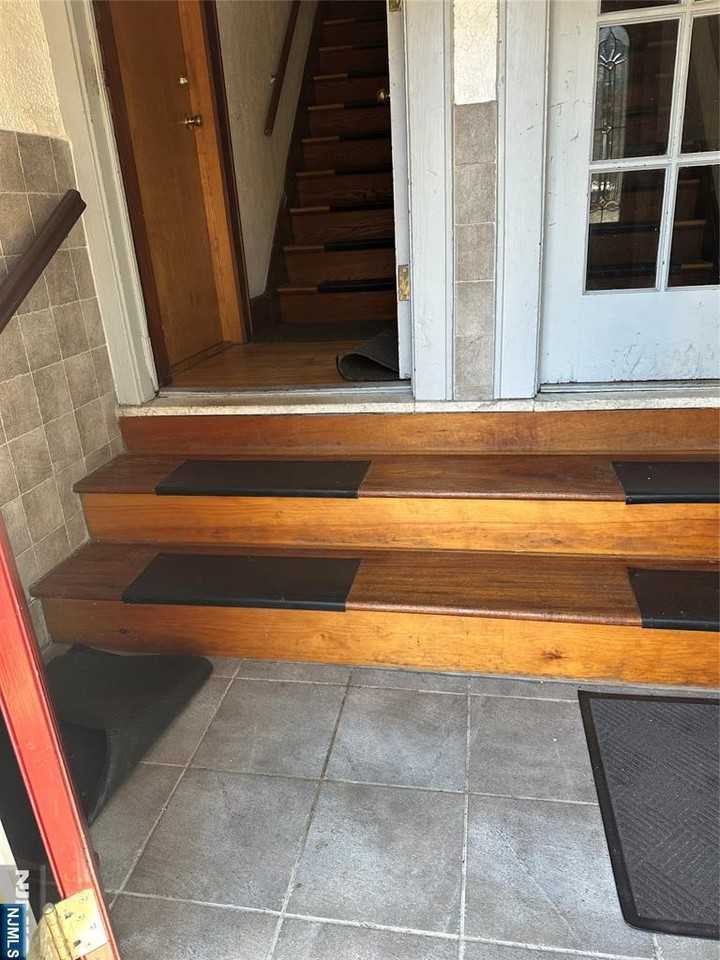 142 Rutherford Place ##2l - Photo 3 of 16