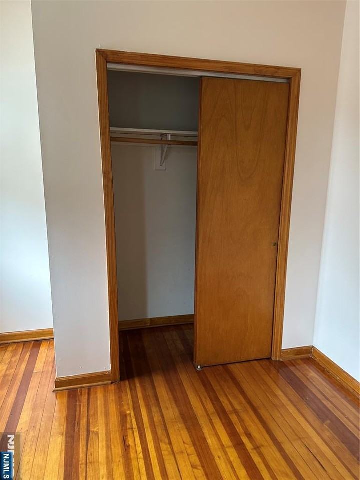 142 Rutherford Place ##2l - Photo 7 of 16