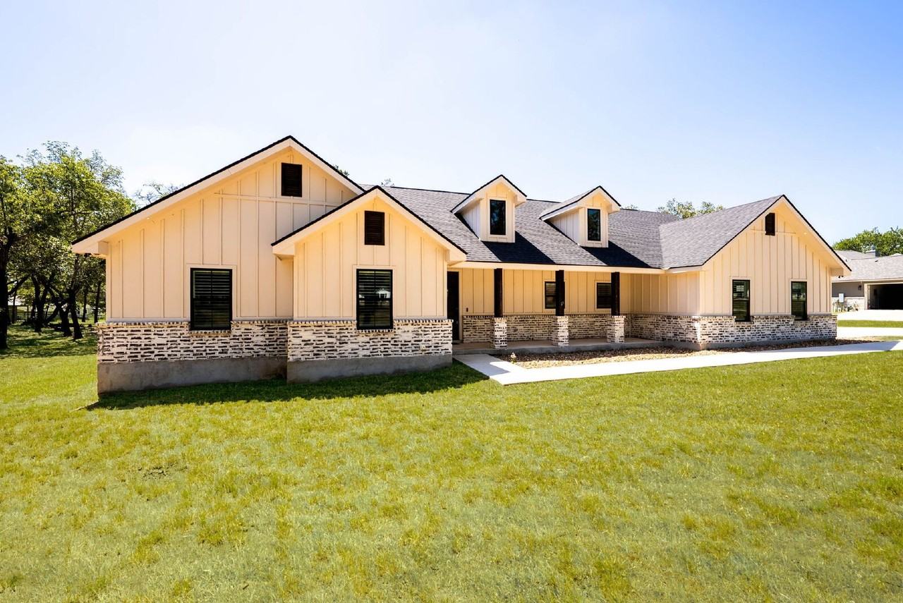 281 Cibolo Way - Photo 3 of 46